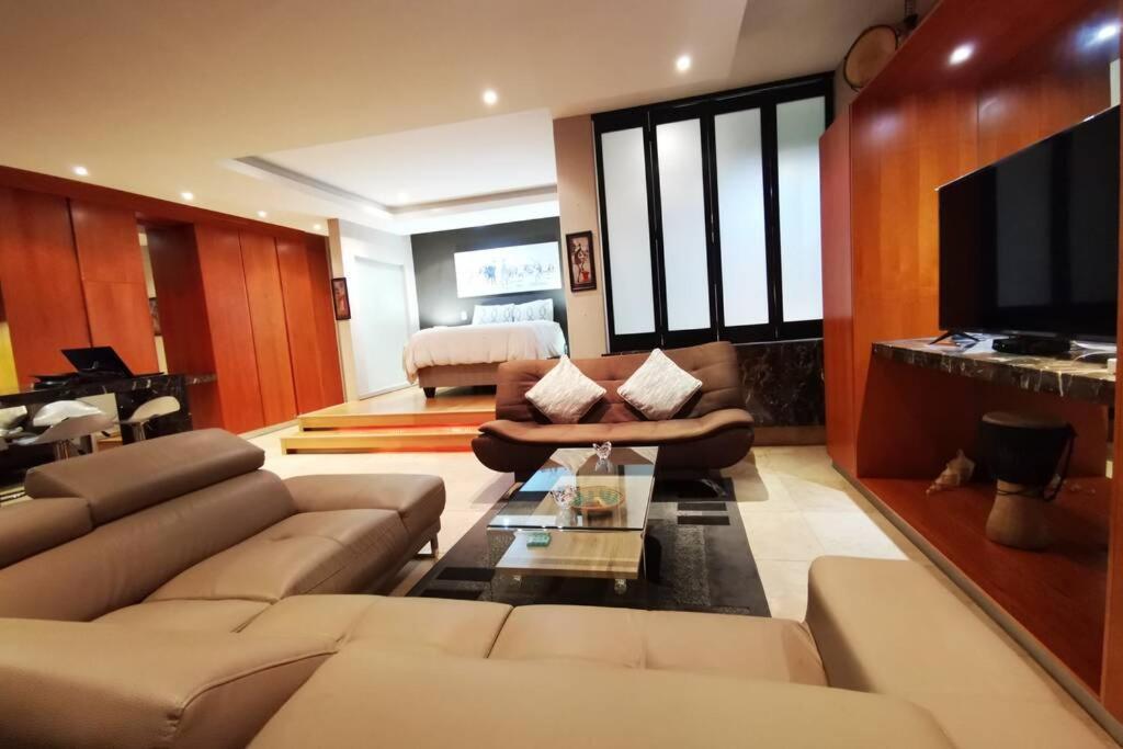Апартаменты 1507-Amazing Views & Unique Joburg Cbd Luxury Йоханнесбург Экстерьер фото
